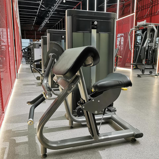 ماكينة تجعيد الحدبة MND-FS30 | EZ-Bar العضلة ذات الرأسين منشئ | أخصائي ثني الذراعين